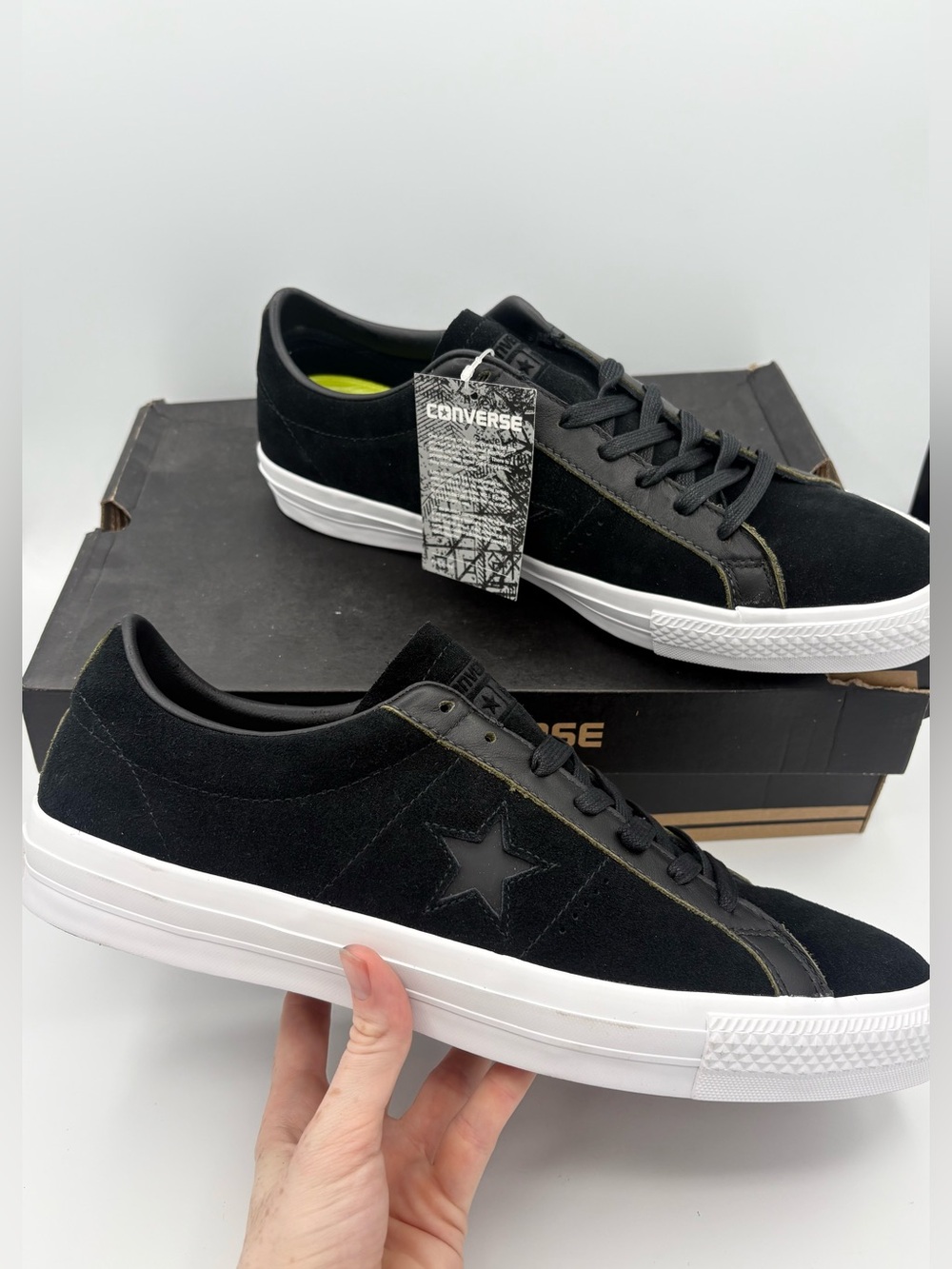 New in Box Converse All Star Pro Ox Lunarlon Black and White Sneakers Men’s 11